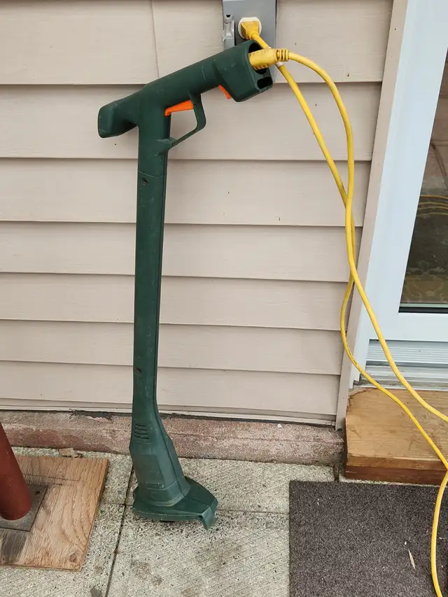 Coupe bordure black & decker