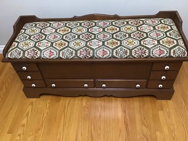 LANE CEDAR CHEST