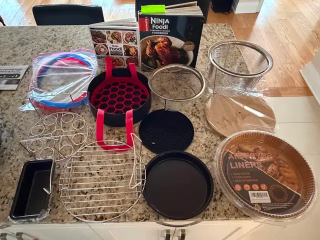 Ninja Foodi Air Fryer / Pressure Cooker - Photo 3