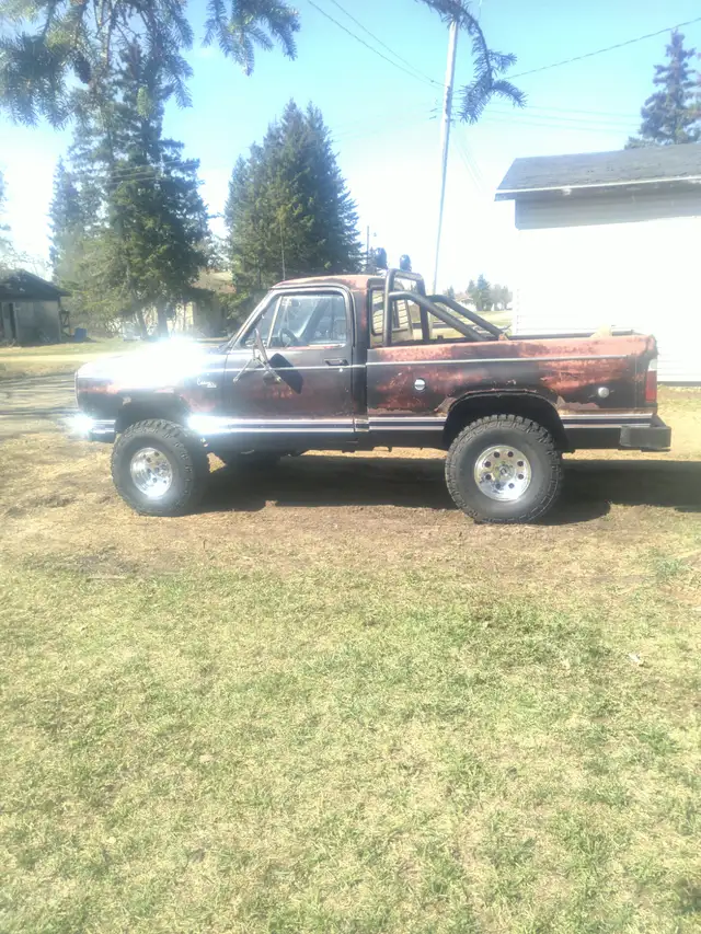 1978 Dodge power wagon w100 short box 4x4 project - Photo 7