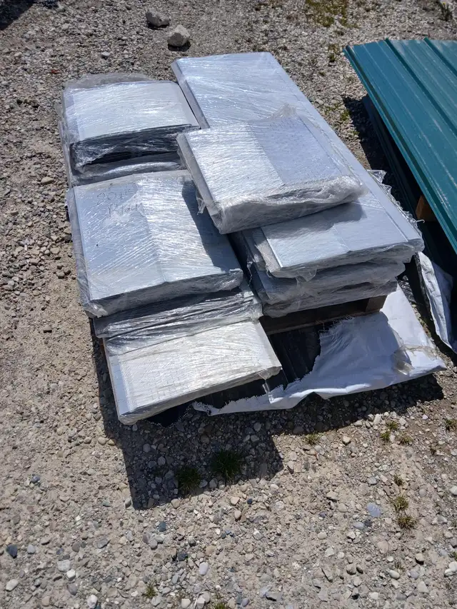 Discounted Roofing and Soffit for Sale - Photo 5