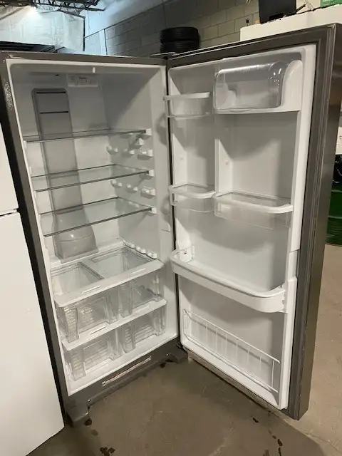 Réfrigérateur Légumier stainless 30''sans congélateur Whirlpool - Photo 2