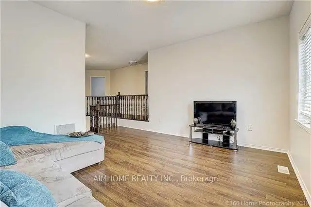 Brampton-Offering a house for rent starting June 1st - Photo 6