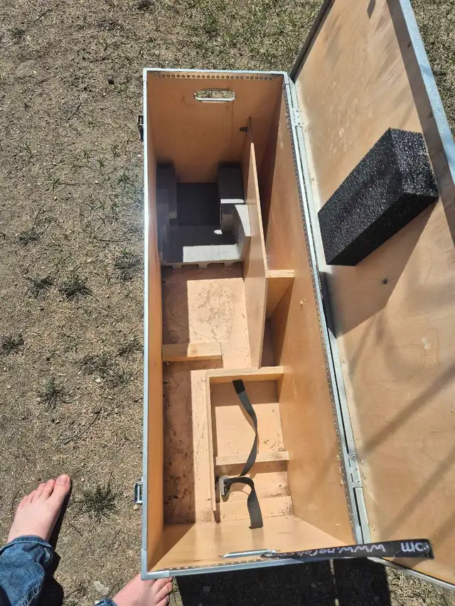 Wooden Chainsaw box - Photo 3
