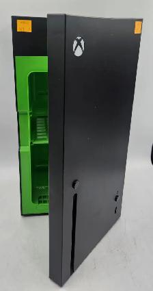 Microsoft Xbox Series X Corded Mini Fridge