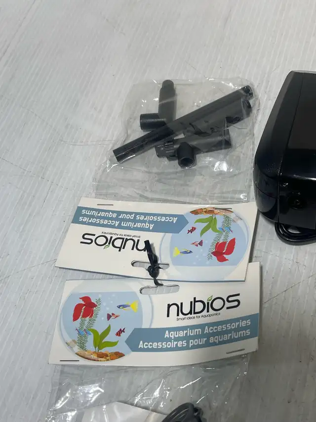LifeLine UL25 Aquarium Air Pump - Photo 4