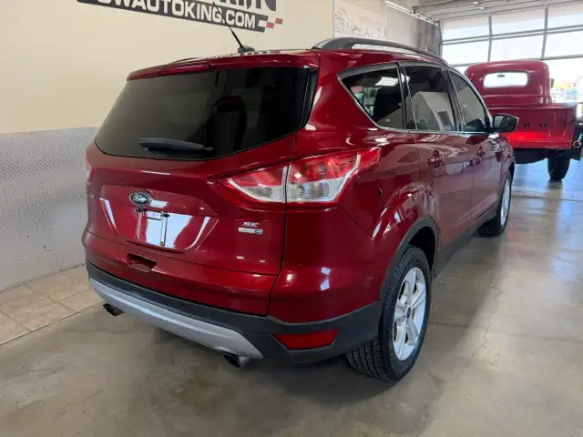 2015 Ford Escape SE / AWD / Low K / Local / Service History - Photo 3