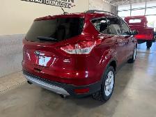 2015 Ford Escape SE / AWD / Low K / Local / Service History - Photo 3