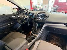 2015 Ford Escape SE / AWD / Low K / Local / Service History - Photo 7