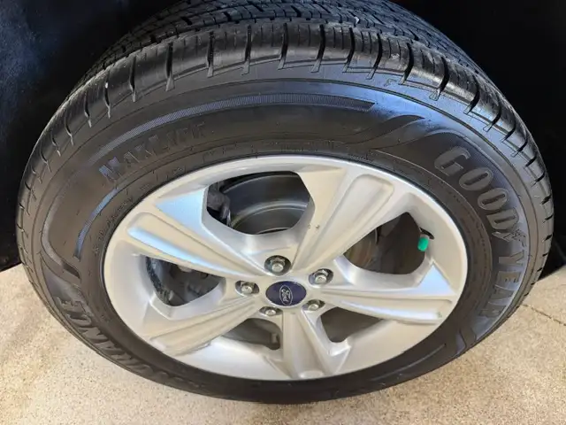 2015 Ford Escape SE / AWD / Low K / Local / Service History - Photo 21