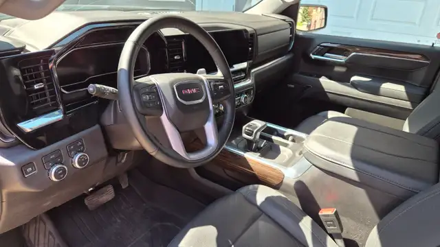 2025 GMC Sierra 1500 - Photo 7