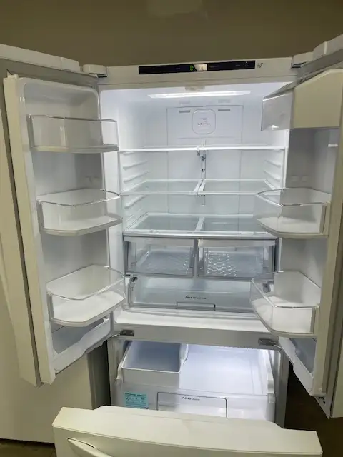 Réfrigérateur blanc 30'' portes Françaises LG - Photo 2