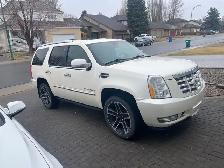2008 Cadillac Escalade Luxury - Photo 2