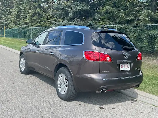 2008 BUICK ENCLAVE CX FWD - Photo 2