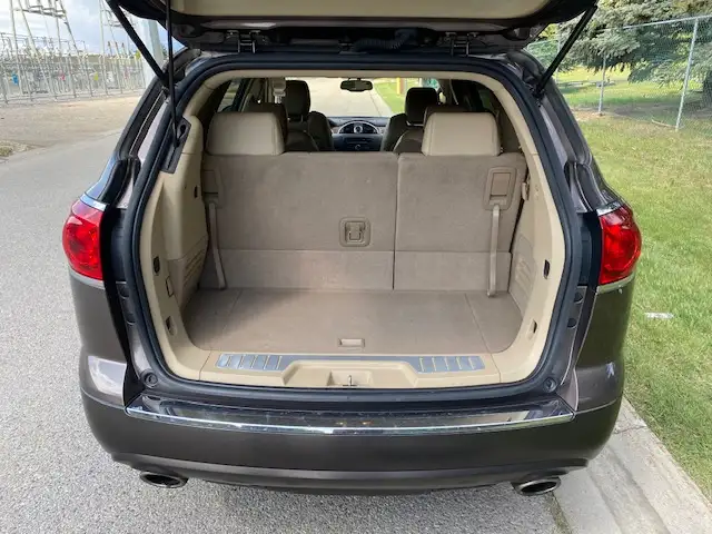 2008 BUICK ENCLAVE CX FWD - Photo 4