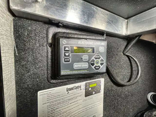Reflection 150 Series 295RL – Lightweight Luxury Fifth Wheel - Photo 22