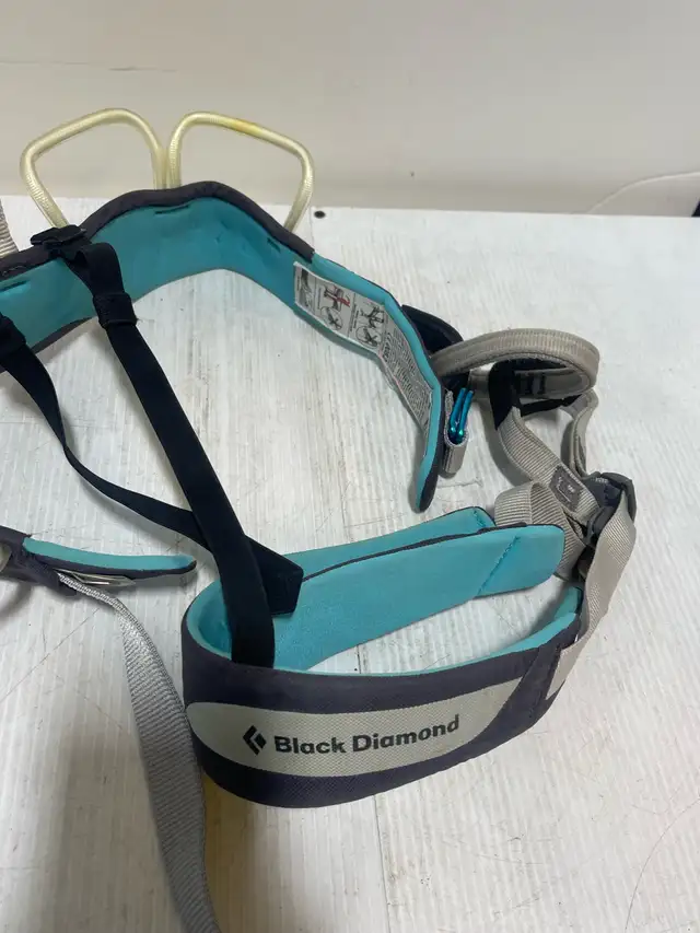 Black Diamond climbing Harness - Photo 4