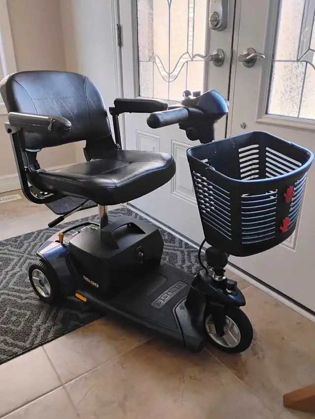 Gogo Elite 3 Wheel Mobility Scooter