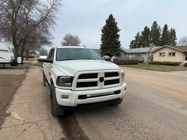 RAM 2500 Laramie low KM - Photo 4