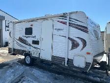 2015 Forest River - Canyon cat 17QBC W/bunks