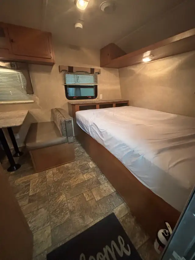 2015 Forest River - Canyon cat 17QBC W/bunks - Photo 4
