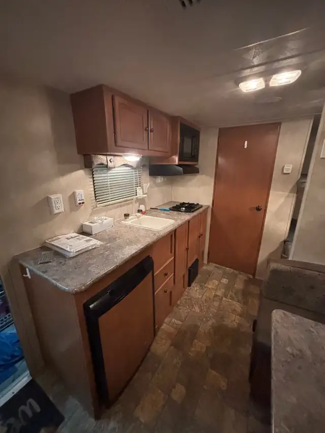 2015 Forest River - Canyon cat 17QBC W/bunks - Photo 8
