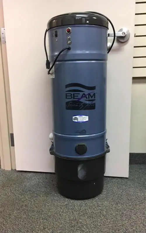 PRE-OWNED BEAM 2900 CENTRAL VACUUM UNIT - 240 V - WITH NEW MOTOR