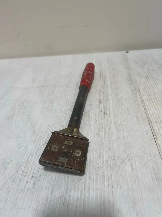 Floor scraper