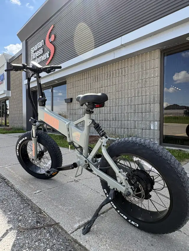 Synergy Kahuna Foldable Electric Bike - Photo 2