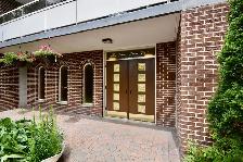 #41 - Large 2-Bed Luxury Apartment Near Hwy - Barrie