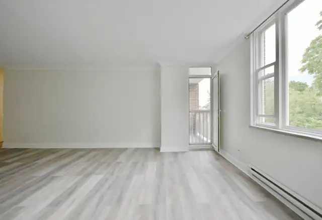 #41 - Large 2-Bed Luxury Apartment Near Hwy - Barrie - Photo 8