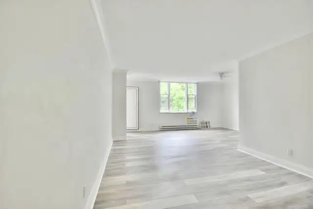 #41 - Large 2-Bed Luxury Apartment Near Hwy - Barrie - Photo 9