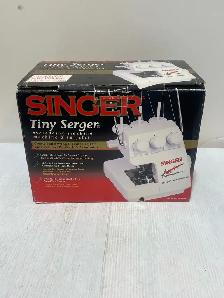 Singer Tiny Serger