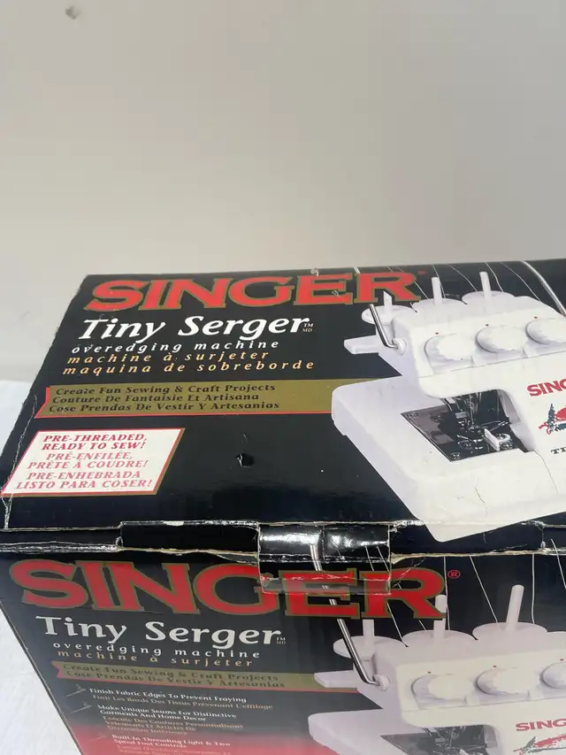 Singer Tiny Serger - Photo 5