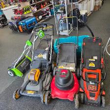 Lawnmowers @ Cashopolis!!