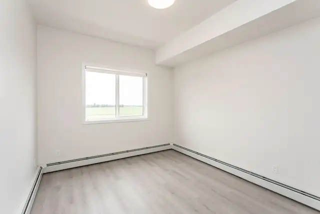 2 Bedroom Suite in Lacombe - $699 Security Deposit Promo - Photo 5