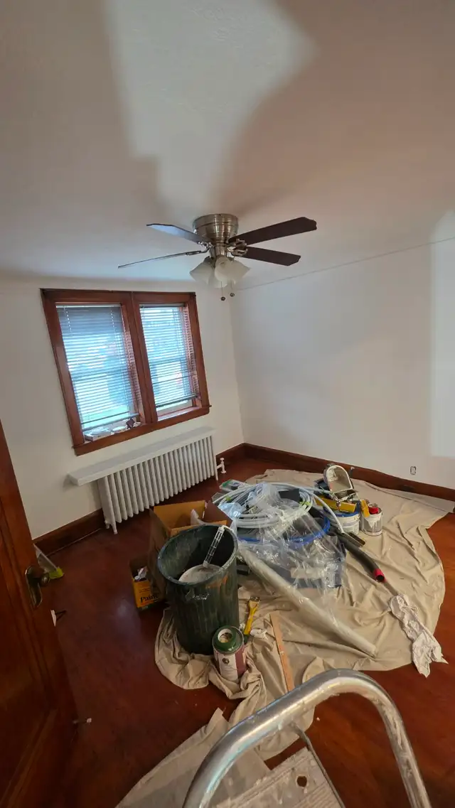 EARLY Access: Renovated 1 Bedroom Apartment (Jane/ Bloor)