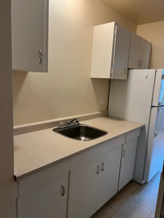 1 BEDROOM, 1 BATH APARTMENT IN PORT ALBERNI - Photo 4