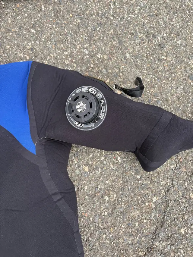 Bare Dry Suit (Neoprene) - Photo 3