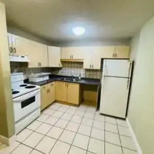 Student Housing Near Fanshawe College- London, ON