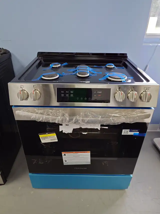 Frigidaire '30' Stainless Steel Slide-In Gas Range on Sale‼️