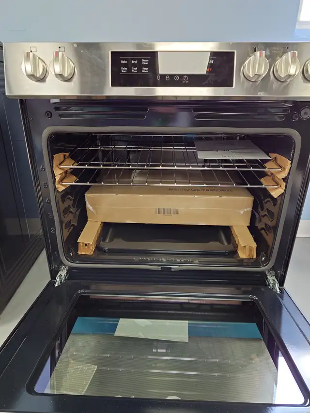 Frigidaire '30' Stainless Steel Slide-In Gas Range on Sale‼️ - Photo 6