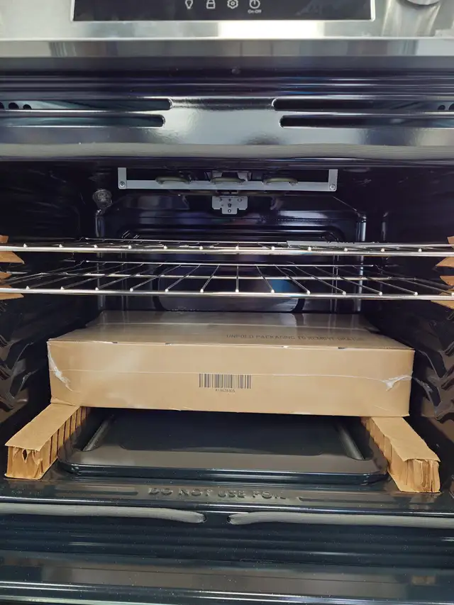 Frigidaire '30' Stainless Steel Slide-In Gas Range on Sale‼️ - Photo 7