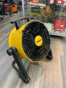 Dewalt 16" Benchtop Fan