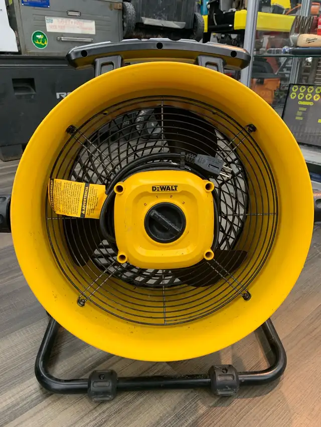Dewalt 16" Benchtop Fan - Photo 3