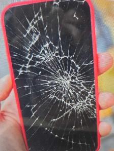 iPhone screen replacements