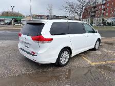 2013 Toyota Sienna XLE AWD 7 Seats 3.5L V6 Certified - Photo 5