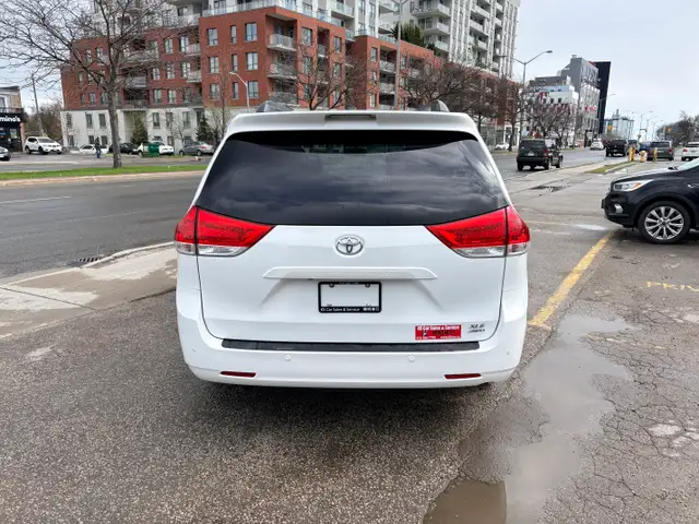 2013 Toyota Sienna XLE AWD 7 Seats 3.5L V6 Certified - Photo 6