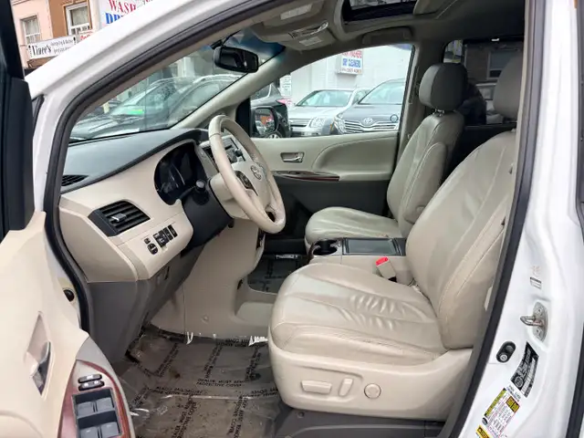 2013 Toyota Sienna XLE AWD 7 Seats 3.5L V6 Certified - Photo 11