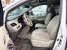 2013 Toyota Sienna XLE AWD 7 Seats 3.5L V6 Certified - Photo 11